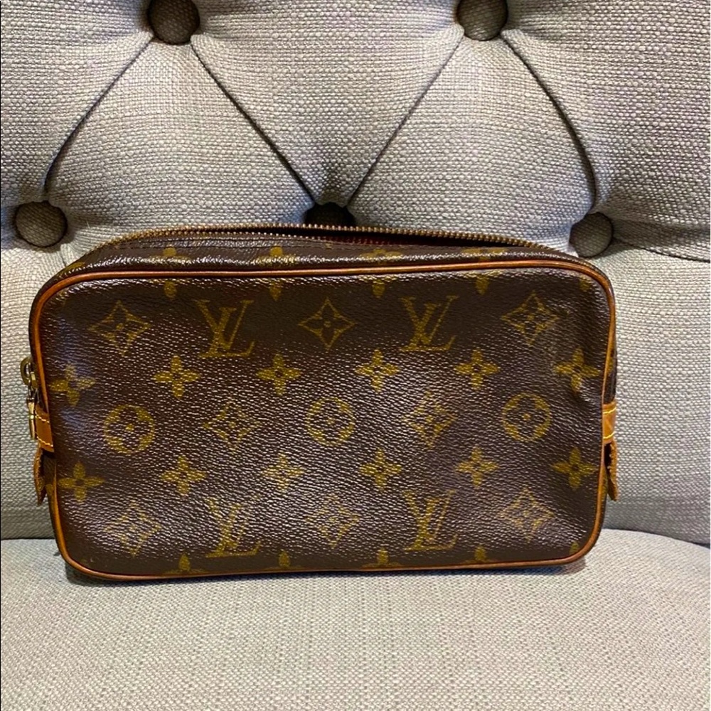 ❌SOLD❌Louis Vuitton Marly Bandouliere clutch